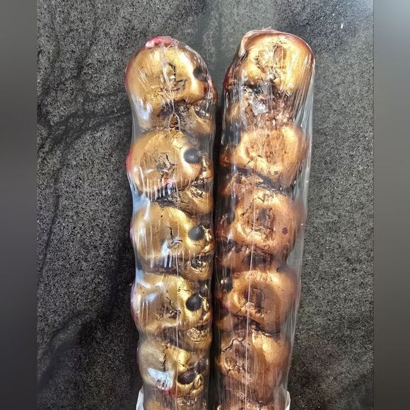 Lot of two (2) Gold Halloween Scull Wax Candle - Picture 4 of 7